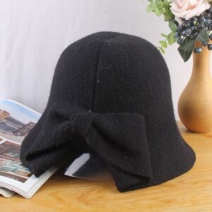⭐️ 2/$10 or 3/$15 - Black Bucket Hat with Bow from Korea